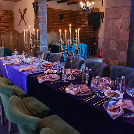 Valentina Castle Oda ve Kahvaltı 4*