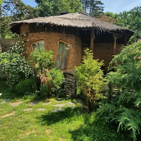 Valentina Castle B&B 오그냐노보