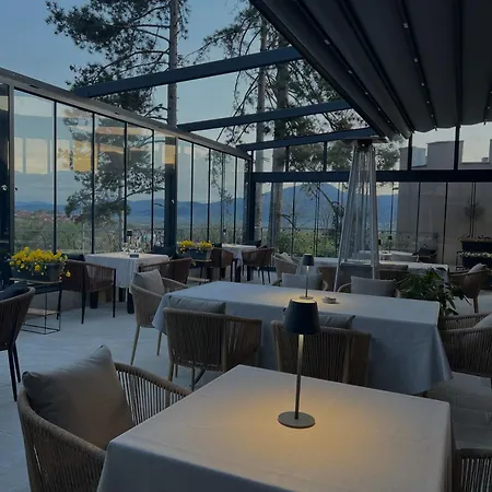 Valentina Castle Oda ve Kahvaltı 4*