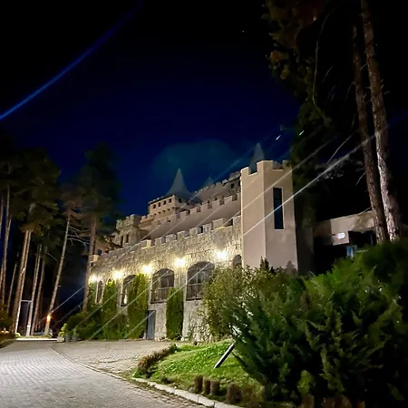 Valentina Castle Oda ve Kahvaltı 4*