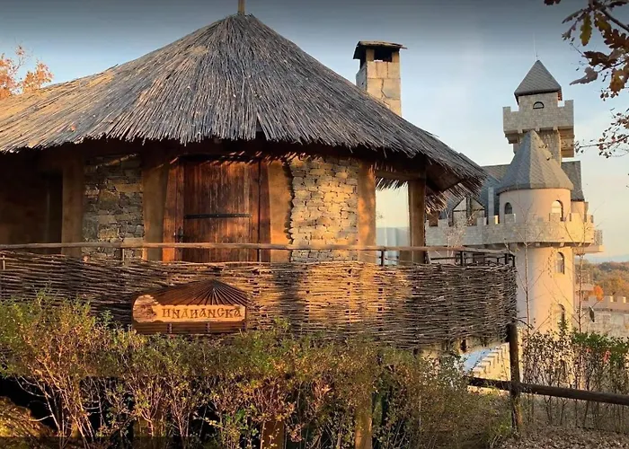 Valentina Castle Bed & Breakfast